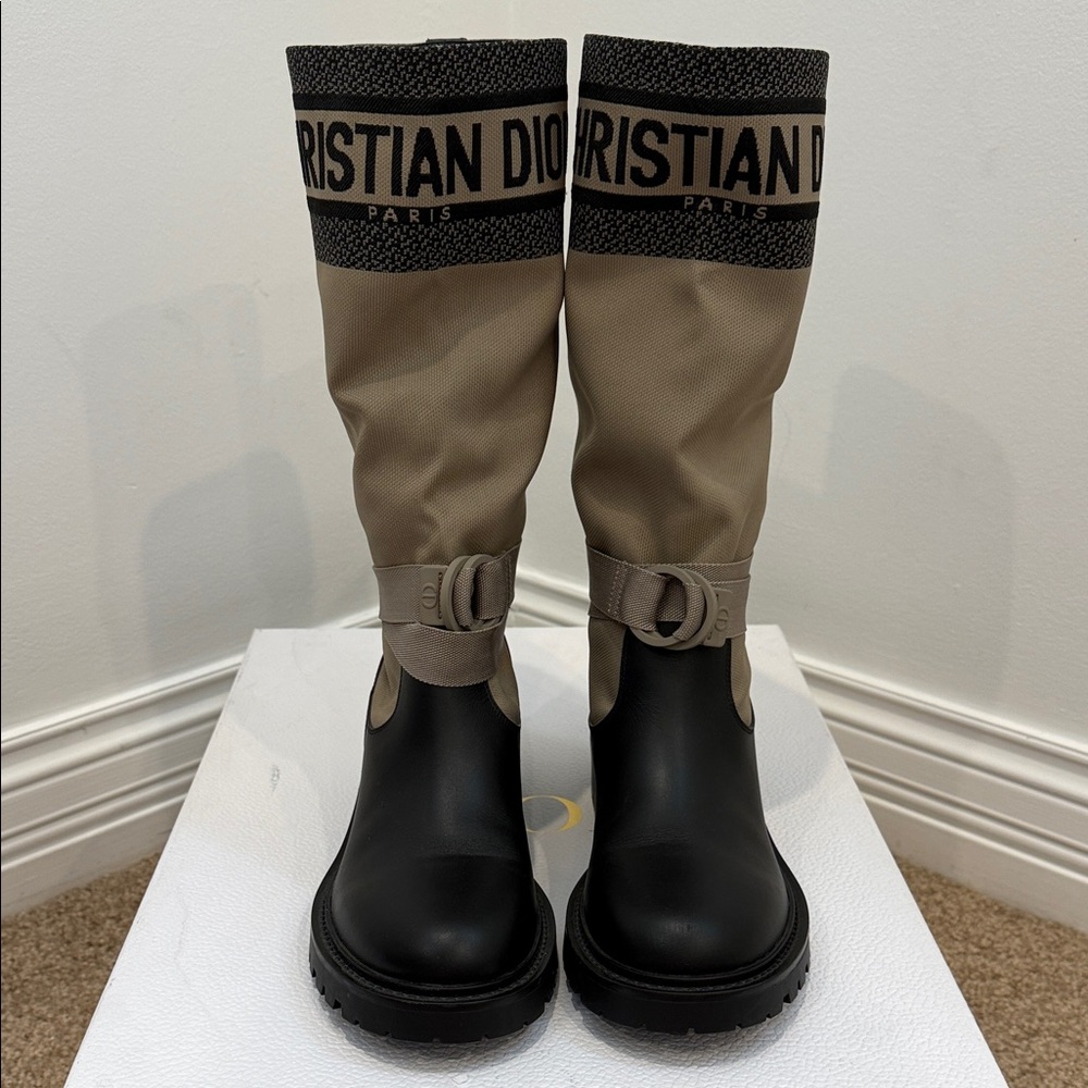 Christian Dior Explorer Logo Boots Beige & Black Canvas Leather 37.5 Worn Once - Picture 3 of 11